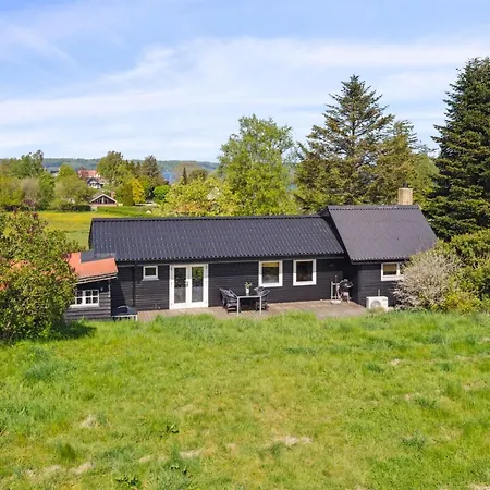 Soelvy - 300m From The Sea By Interhome