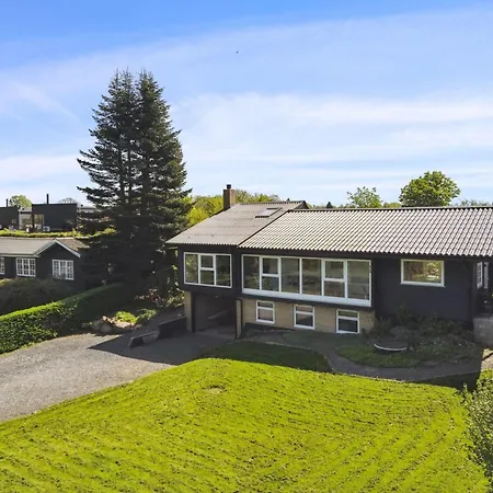 Soelvy - 300m From The Sea By Interhome *