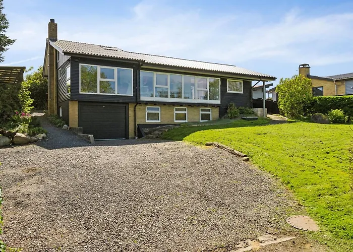 Holiday home Soelvy - 300m From The Sea By Interhome Borkop